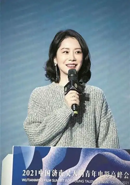 47岁海清生图苍老认不出娱乐圈的残酷在她身上表现得淋漓尽致