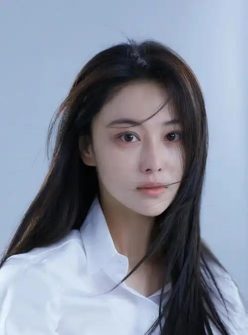 求求张馨予以后素颜出镜吗,这感觉太青春了|模特_网易订阅