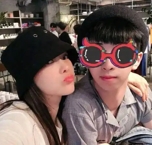 伊能静儿子判哈林抚养,为何常出现在妈妈家?背后真相_