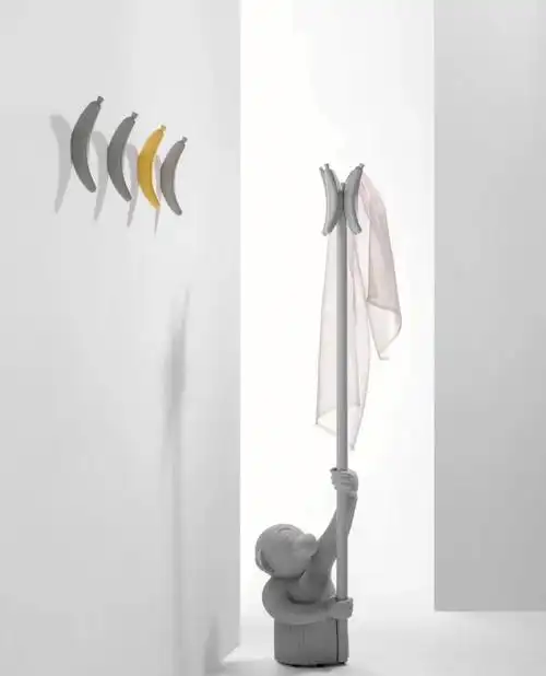 继猴子桌后迎来水泥猴子衣架