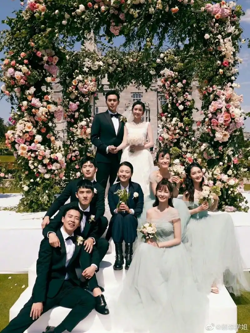 马思纯是怎么混进张若昀的伴郎团的?