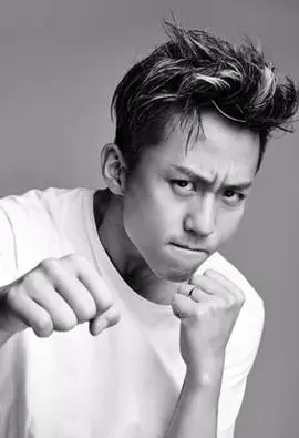 邓超经纪人:鑫达18301363871(微信同号)合作品牌:邓超出场费邓超代言