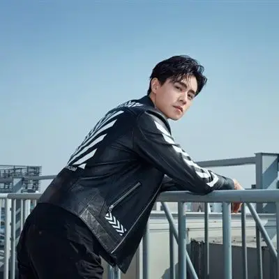 胡一天头像 帅哥明星胡一天照片侧脸图片-明星头像