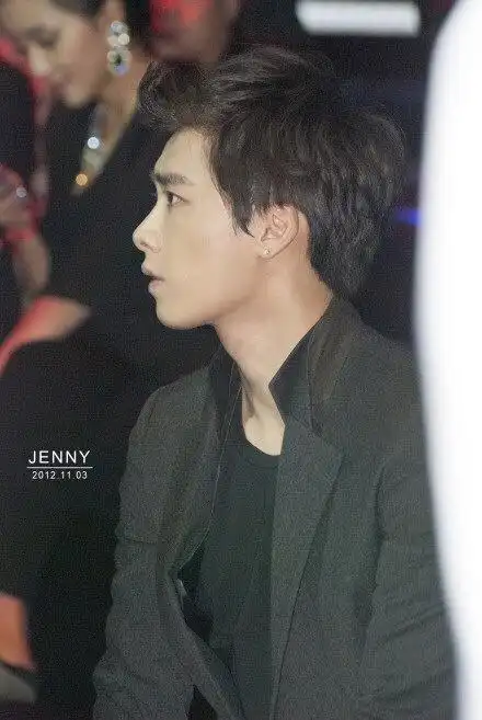 最帅侧脸##李易峰