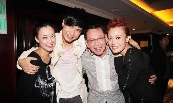 "不漂亮"一姐的辛酸成名史_容祖儿_香港_公司