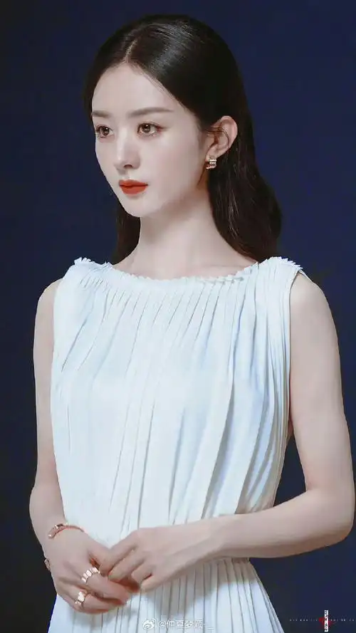 氛围感超强!    光照在脸上真的好美啊#赵丽颖