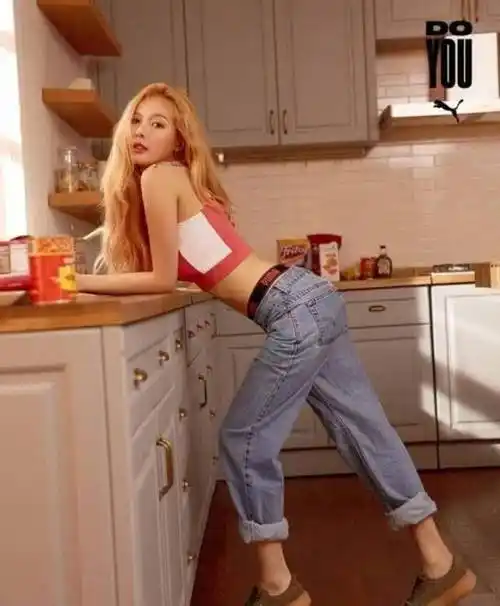 就连身材好到不行的泫雅,出道前也是个小胖妞呢.