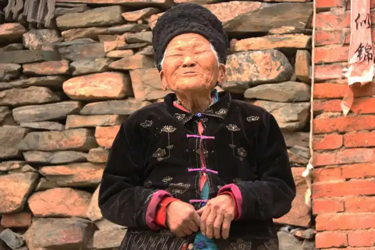 泰山人家 春天里峪