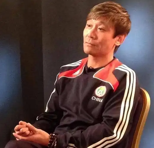 高峰!抛弃妻儿,20年后现状几何