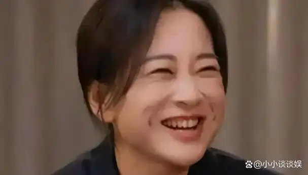 贾玲减肥100斤是骗人的公开露面的是姐姐贾丹网友太荒谬了