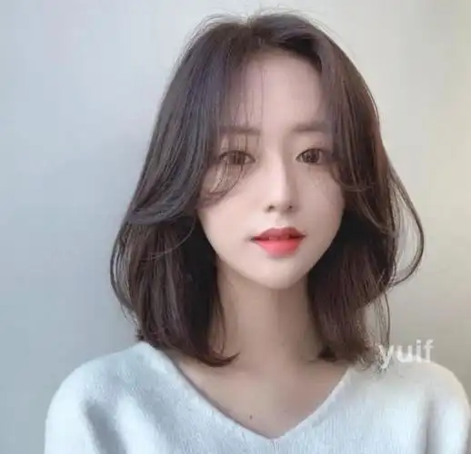 2021流行中短卷发图片,看了就想剪的短发发型