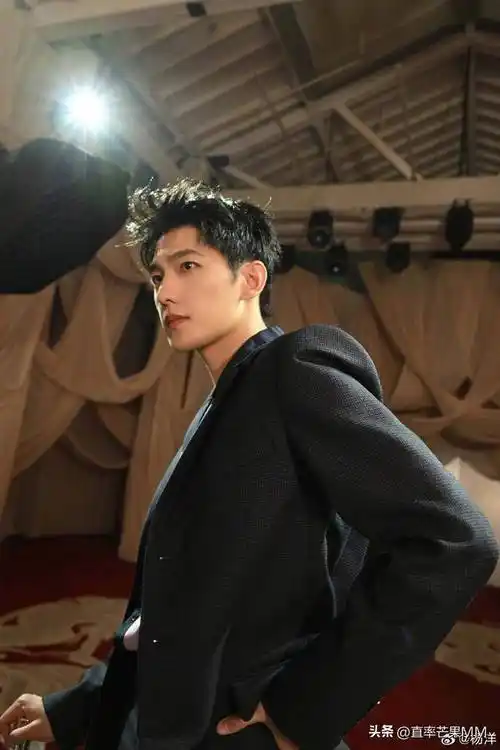 还是那个杨洋帅得依旧让人很安心