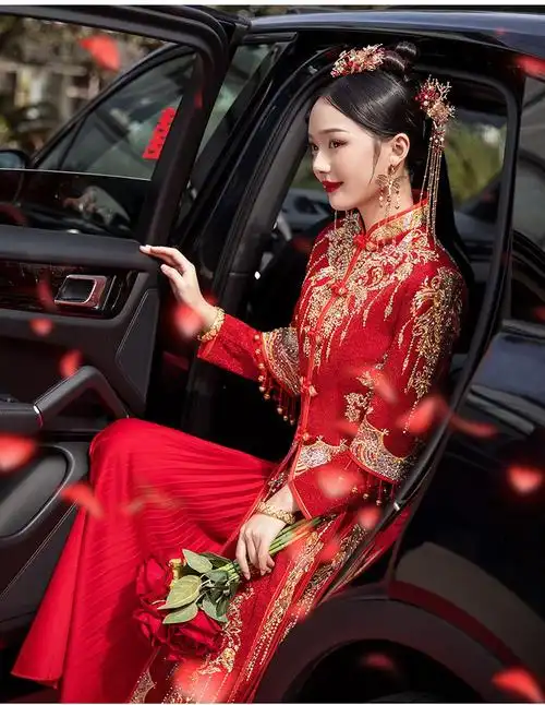 米詅高端女装轻奢秀禾服2021新款结婚显瘦女新娘中式婚纱礼服敬酒服