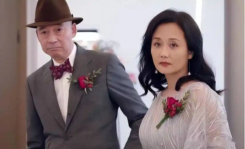 超级适合演"贵妇"的5位女星,个个天生富贵相,根本演不了穷人_李颖_董