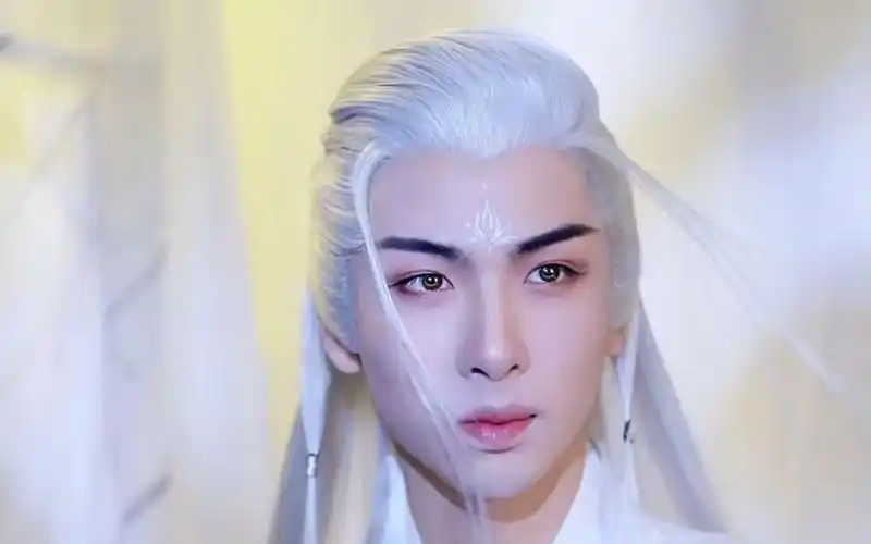 汉服男生造型 汉服妆造 仙气的古风汉服男士白色头套发型教程