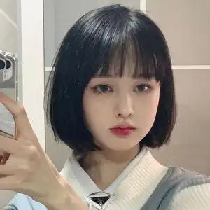 假发女学生短发