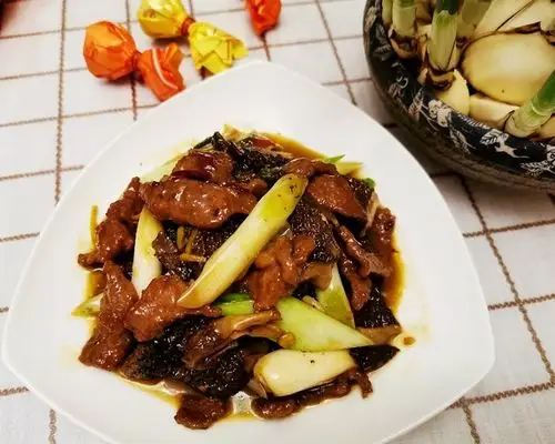 葱烧羊肚菌的做法