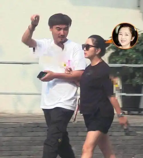 何洁多大年龄,何洁的几任老公是谁