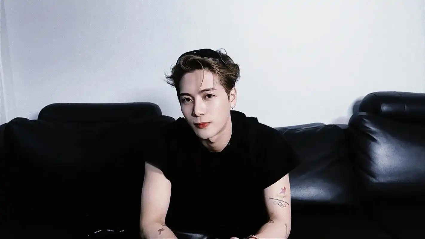 更新啦 嘎嘎电脑pad壁纸来噜.#王嘉尔 #高级感 #mag - 抖音