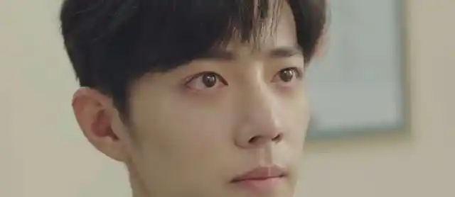 肖战哭戏有进步不求撕心裂肺内心的情绪反应在红润的眼睛里