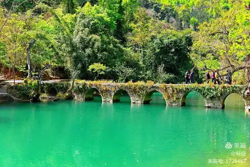 世界自然遗产地,被誉为中国最美的地方之一的荔波小七孔风景区