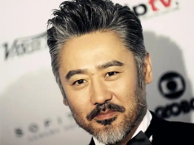 (谈性说爱中文网)电影《北京遇上西雅图》中,一脸络腮胡的吴秀波,定义