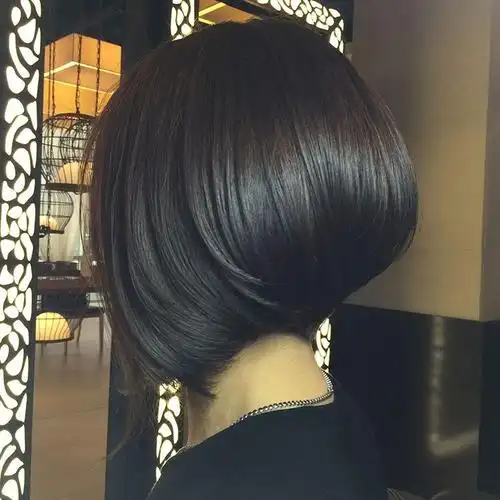 这些低调又吸睛的短发,总有一款适合你