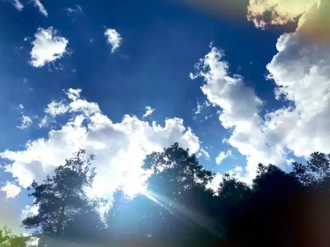 蓝天白云晴空万里