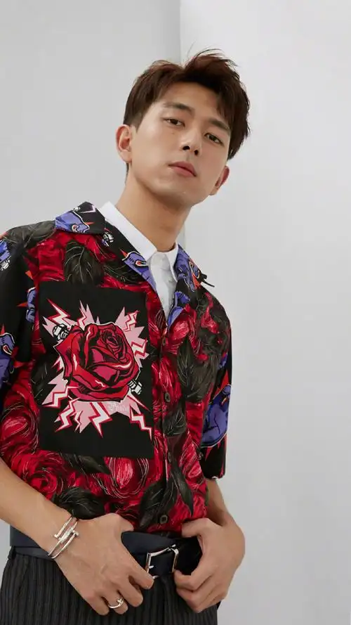 李现超帅写真手机壁纸,明星,高清,帅气,休闲,李现,手机壁纸,1080x1920