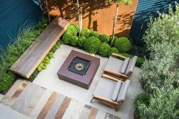 几十平的花园别嫌小布局周到很关键