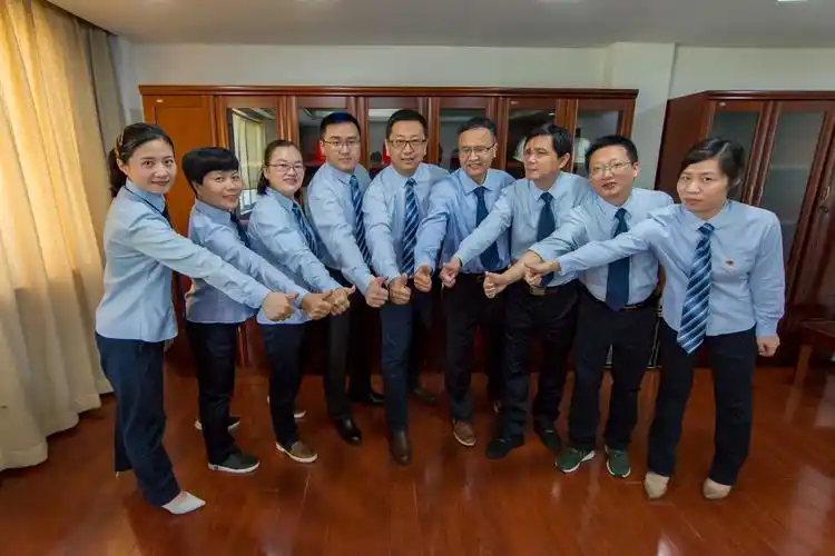 办公管理人员合照