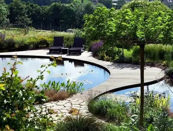 庭院景观水池让家与自然的气场更契合