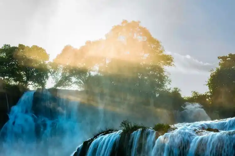 花千骨的长留仙境中国最美的跨国瀑布德天瀑布