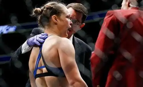 rousey)在上周末的ufc207中被阿曼达-努涅斯(amanda nunes)首回合48秒