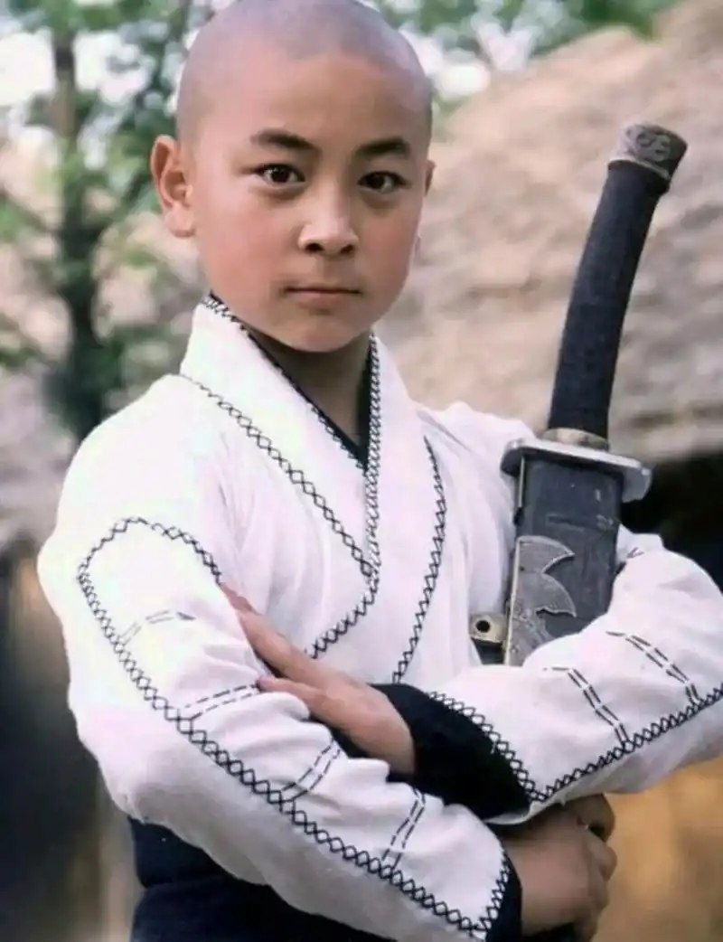 39岁武术演员谢苗,引发热议!