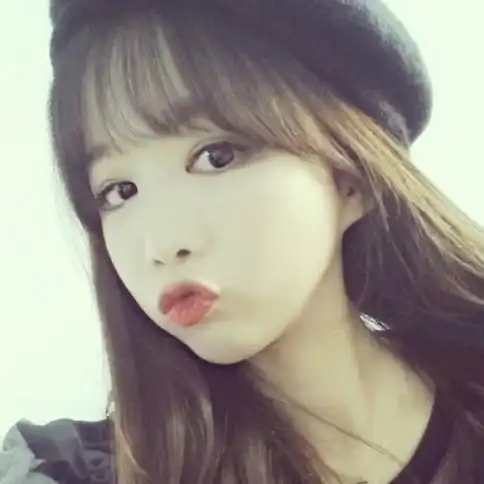 嘟嘴卖萌的可爱微信女生唯美自拍头像分享!