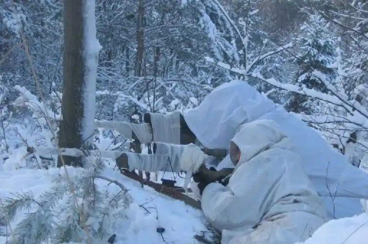 各国军队特种兵顶级伪装术!让你大开眼界!