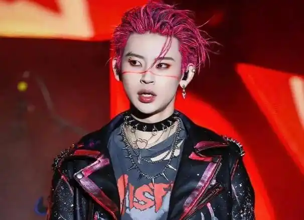 小鬼王琳凯和乐评人梁源争议升级!