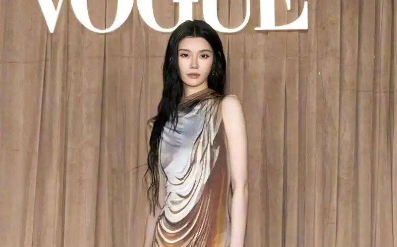 "超模不愧是超模"奚梦瑶台步合集,请看vcr