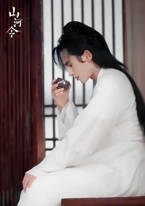 让人无法一碗水端平的《山河令》,从偏爱温客行,到心疼周子舒!