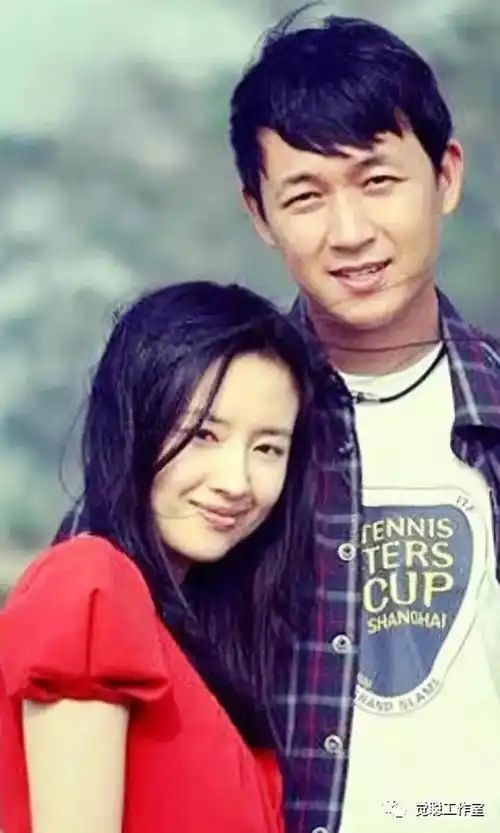 回顾潘粤明前妻董洁出轨大爆他患有隐疾与儿子8年不得相见