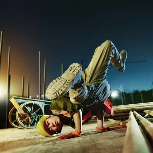 视频号单条播放近4亿,霹雳舞凯凯直播带货首秀战果如何?-搜狐大视野-