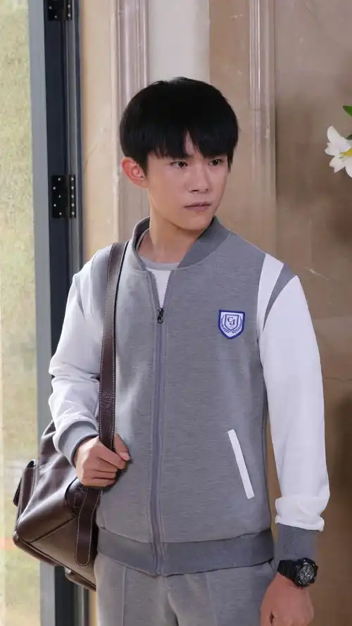 我们的少年时代易烊千玺生图