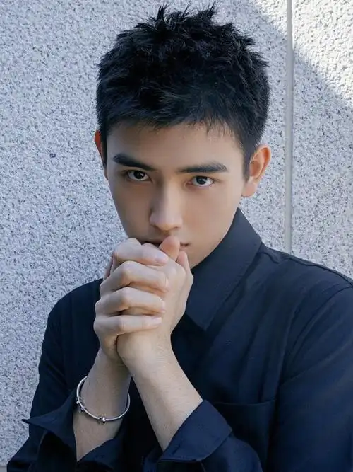 五官特写最帅的男明星居然是他