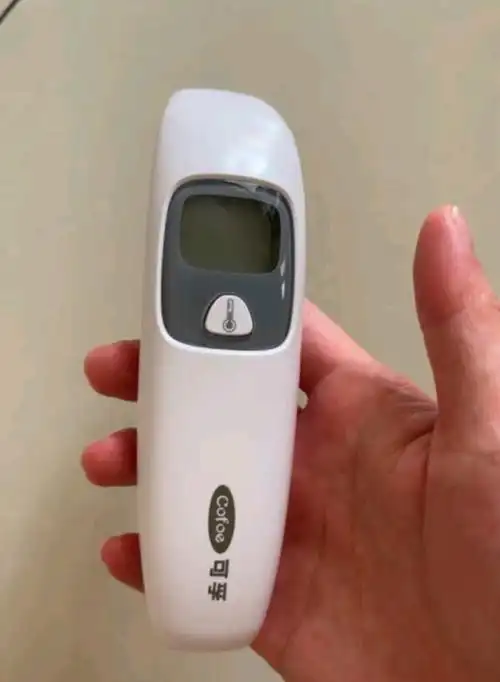 家中常备可孚耳温枪电子体温计