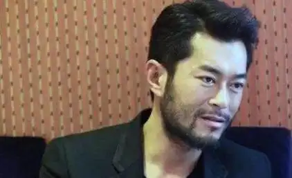 小编觉得古天乐还是很帅的,即便留了胡子也显得特别有个性!