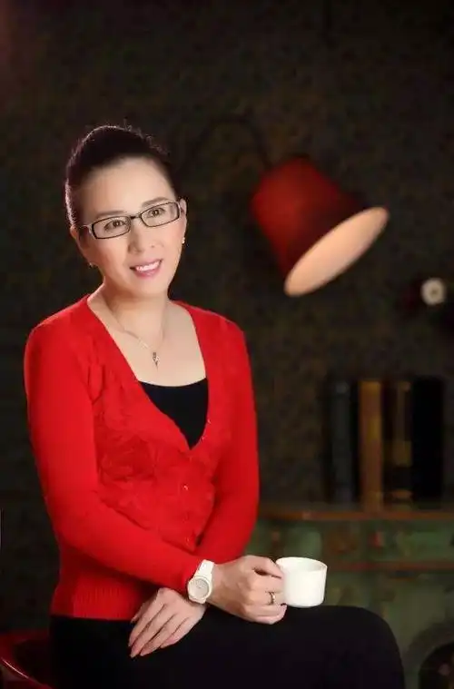 著名心理专家王颖老师做客《大王小王》,为妈妈们答疑解