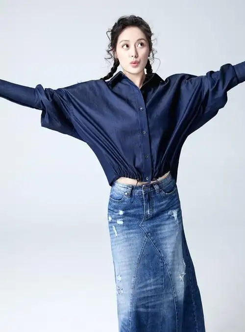 王力可鬼马风格写真曝光古灵精怪颠覆山歌稳重造型