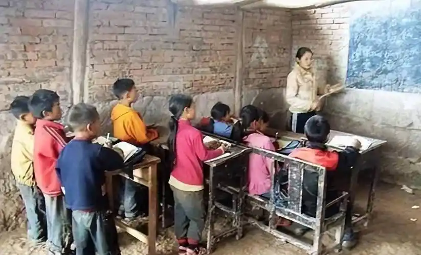 原创原创汶川地震中北大才子范跑跑丢下学生逃跑如今怎么样了