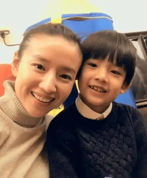 "清纯玉女"董洁:倘若重来一次,我依然会选择与潘粤明离婚